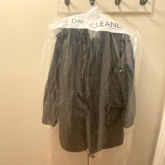 ARITZIA TNA | Black Winter Coat - Picture 4 of 6